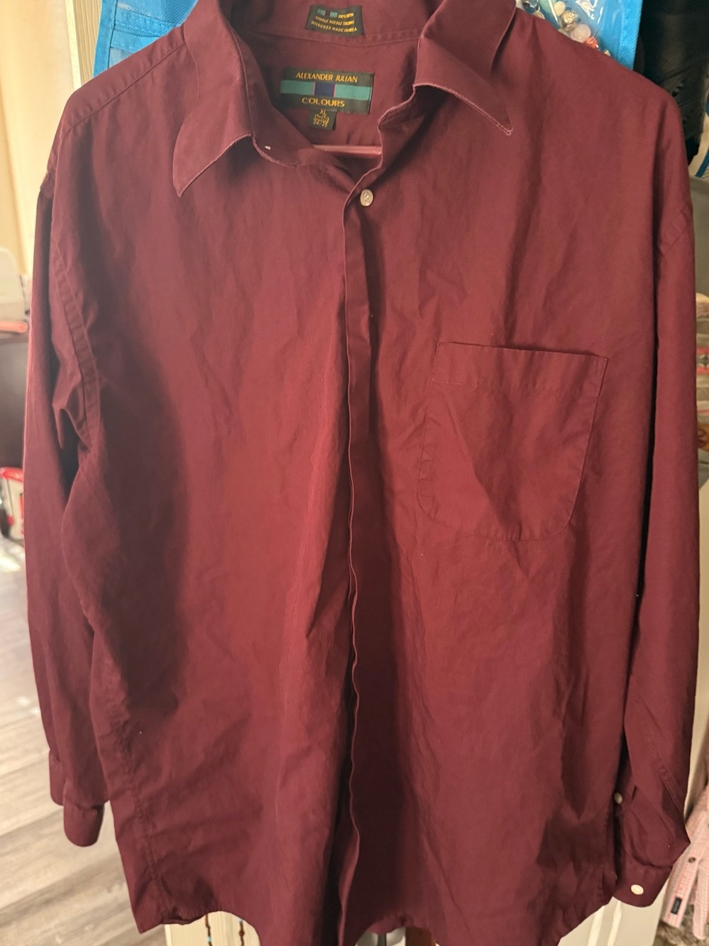 Alexander Julian Men’s Burgundy Long-Sleeve Button-Down Shirt